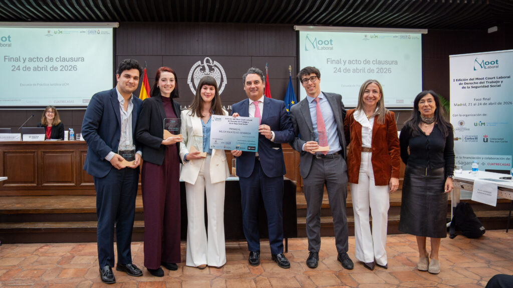 Entrega del premio al mejor escrito de demanda