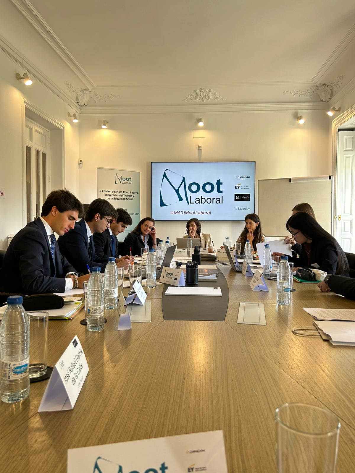 Primera ronda en Maio Legal